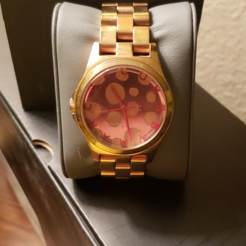 Watch. Marc Jacobs.